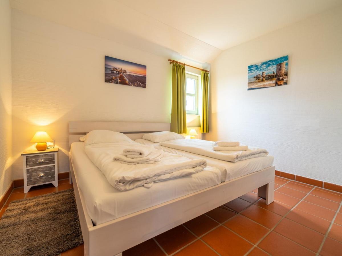 Feriendorf Rugana - Komfort Appartement Mit 2 Schlafzimmern Und Terrasse D03 Dranske Exterior photo